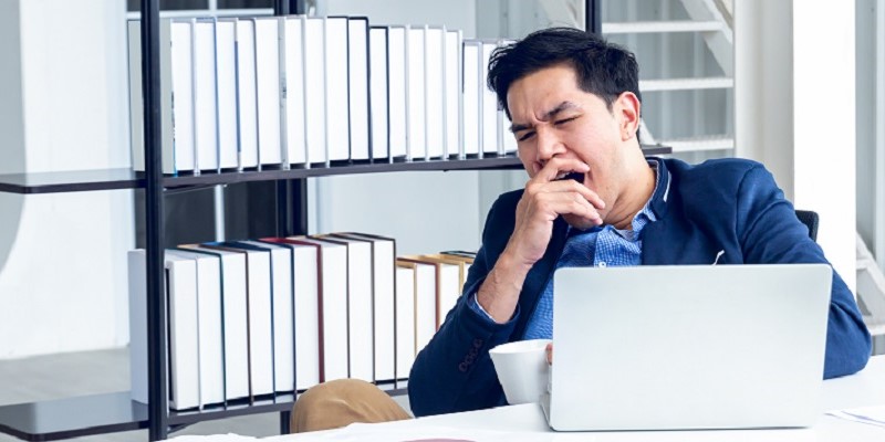 睡眠不足症狀與長期危害有哪些?千萬別忽略睡眠呼吸中止症的警訊 睡眠不足症狀與長期危害有哪些?千萬別忽略睡眠呼吸中止症的警訊